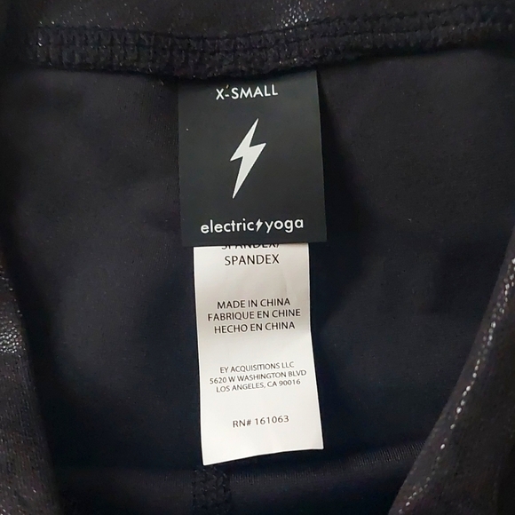 🦋ELECTRIC YOGA Python Biker shorts NWT - Picture 9 of 12
